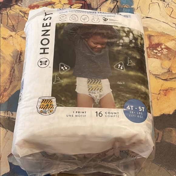 The Honest Company Other - 16 count Boys Training Pants